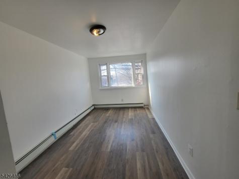 111 Pine Street Elizabeth NJ 07206