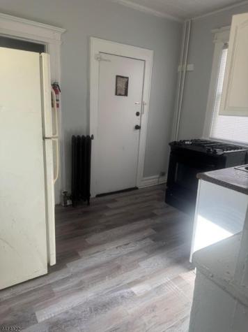 273 S Clinton Street East Orange NJ 07018