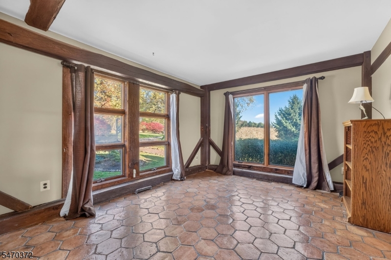 23 Whites Road Franklin NJ 07882