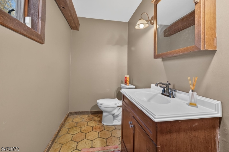 23 Whites Road Franklin NJ 07882
