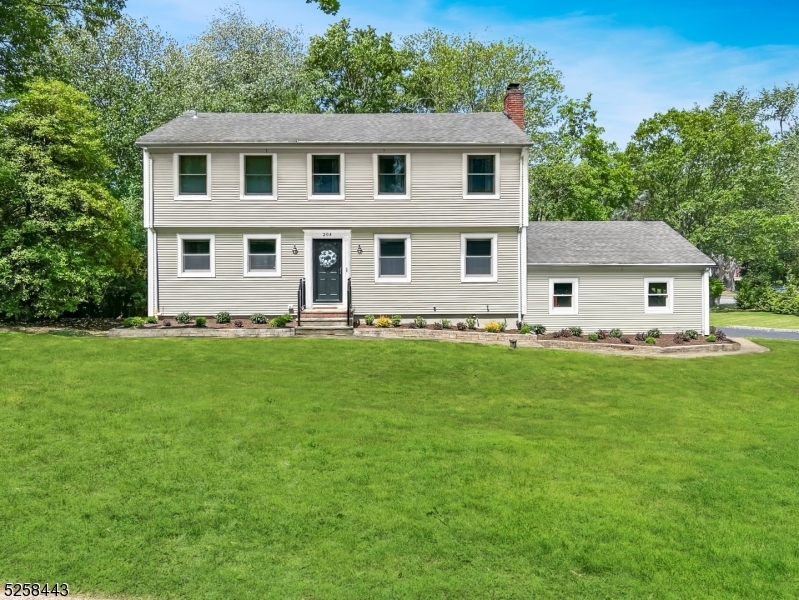 204 Deerfield Lane Franklin Lakes NJ 07417