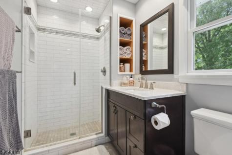204 Deerfield Lane Franklin Lakes NJ 07417