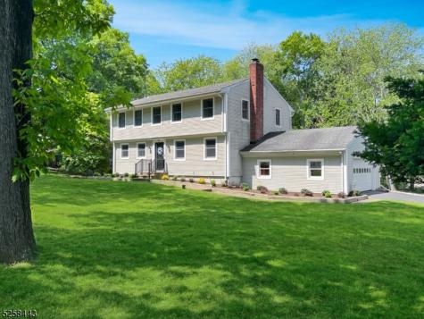 204 Deerfield Lane Franklin Lakes NJ 07417