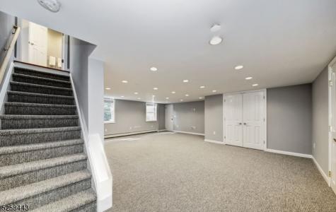 204 Deerfield Lane Franklin Lakes NJ 07417