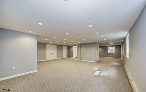 204 Deerfield Lane Franklin Lakes NJ 07417