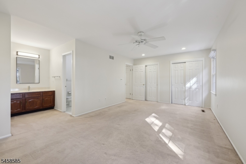 3 Zamrok Way Morris NJ 07960