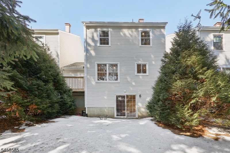 3 Zamrok Way Morris NJ 07960