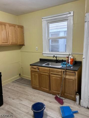 156 S 12th Street Newark NJ 07107