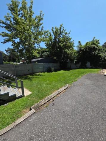 23 Tichenor Place Montclair NJ 07042
