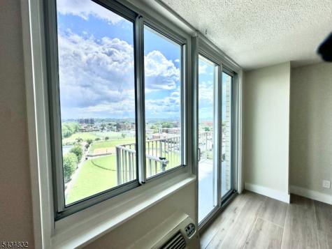 160 Overlook Avenue Hackensack NJ 07601