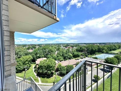 160 Overlook Avenue Hackensack NJ 07601