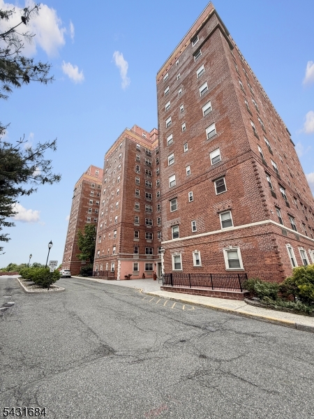 70 S Munn Avenue East Orange NJ 07018