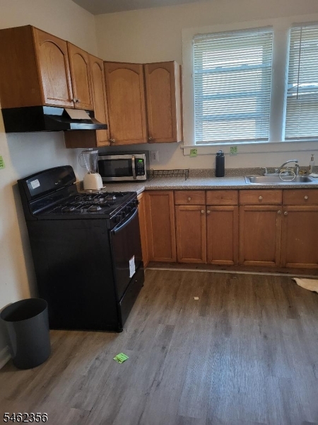 160 Weequahic Avenue Newark NJ 07112