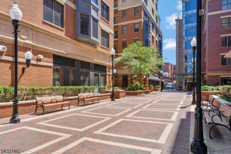 40 W. Park Place Unit 204 Morristown NJ 07960