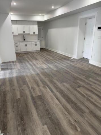 321 Jefferson Avenue Elizabeth NJ 07201