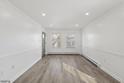 17 Holsman Street Paterson NJ 07522