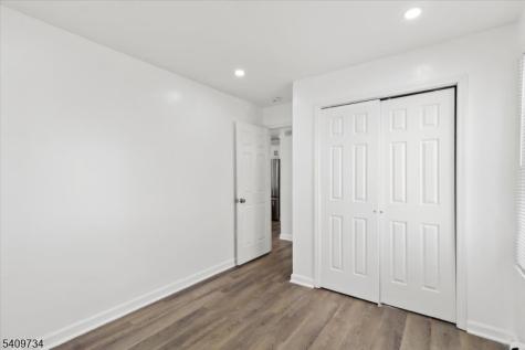 17 Holsman Street Paterson NJ 07522