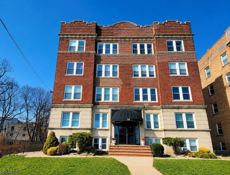 14 Forest Street Montclair NJ 07042