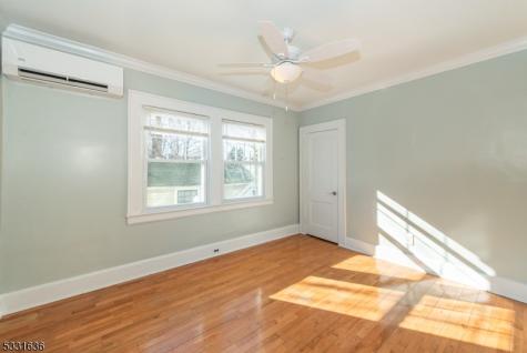 19 Walnut Parkway Montclair NJ 07042