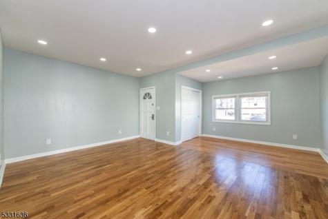 19 Walnut Parkway Montclair NJ 07042