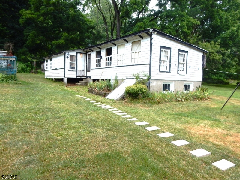 215 Main Street Mansfield NJ 07865