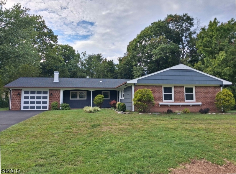 6 Flower Road Franklin NJ 08873