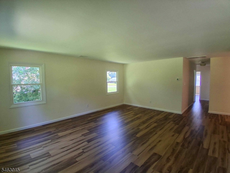 6 Flower Road Franklin NJ 08873