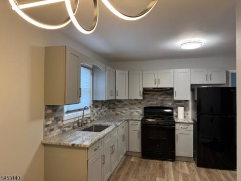 55 Oak Street East Orange NJ 07018
