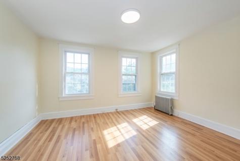 19 Center Avenue Morris NJ 07960