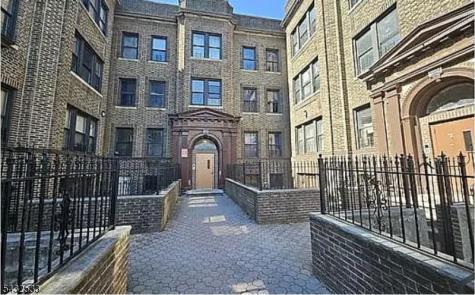 47 Milford Avenue Newark NJ 07108