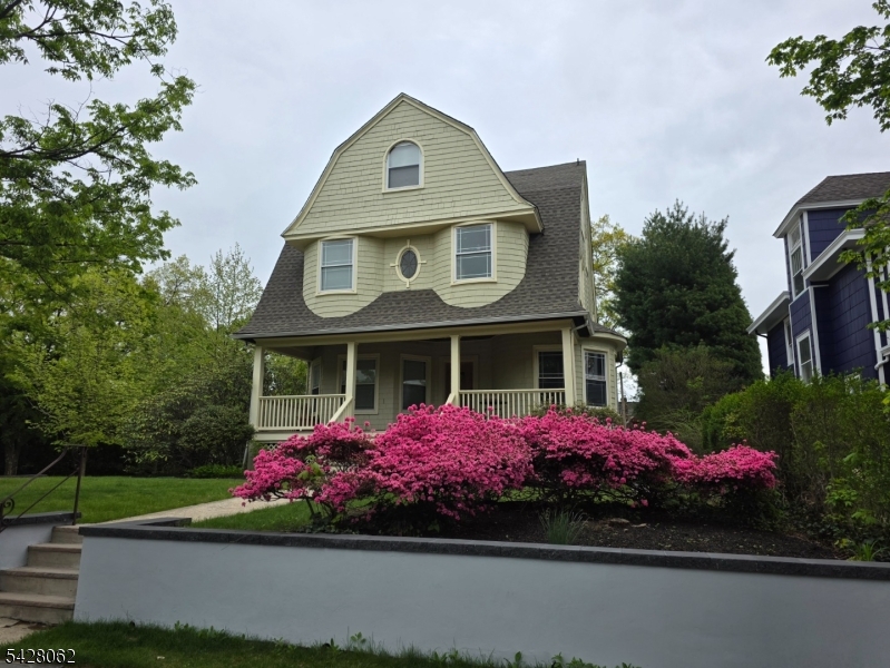 71 Montclair Avenue 2b Montclair NJ 07042