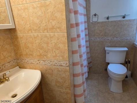 71 Montclair Avenue 2b Montclair NJ 07042