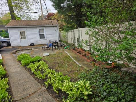 71 Montclair Avenue 2b Montclair NJ 07042