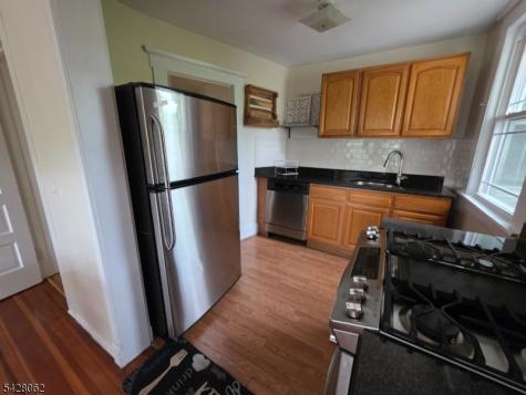71 Montclair Avenue 2b Montclair NJ 07042