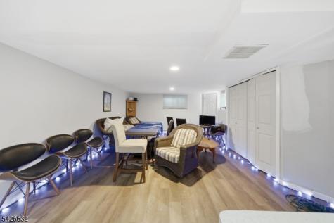 131 Califon Road Washington NJ 07853