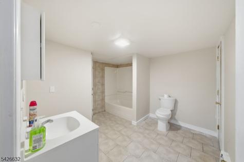 131 Califon Road Washington NJ 07853