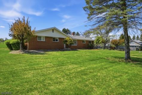 131 Califon Road Washington NJ 07853