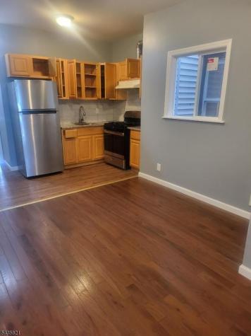 314 Rosehill Place Elizabeth NJ 07202
