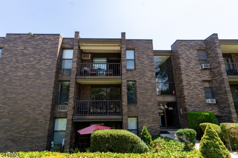355 River Road365- Nutley NJ 07110