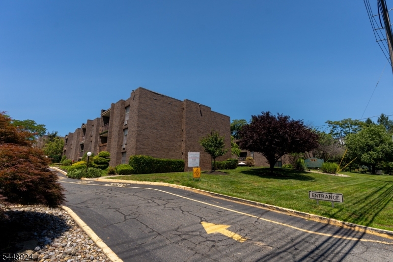 355 River Road365- Nutley NJ 07110