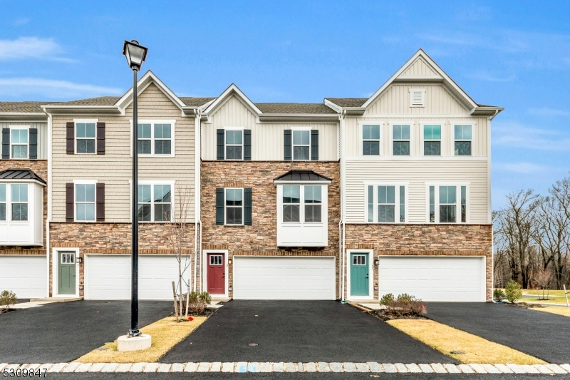 27 Peckwell Street Mount Olive NJ 07828