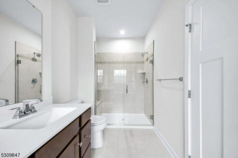 27 Peckwell Street Mount Olive NJ 07828