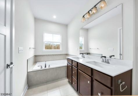 27 Peckwell Street Mount Olive NJ 07828