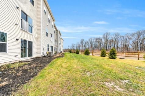 27 Peckwell Street Mount Olive NJ 07828