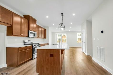 27 Peckwell Street Mount Olive NJ 07828