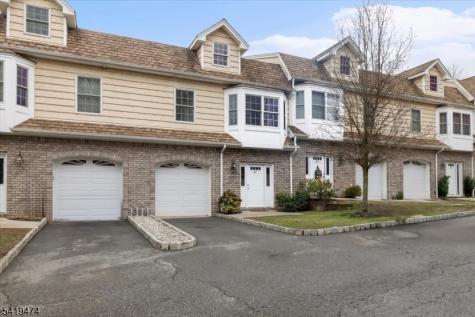 35 Bellows Lane Montville NJ 07082