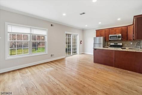 35 Bellows Lane Montville NJ 07082