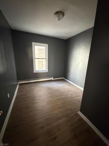 32 Rosehill Place Irvington NJ 07111