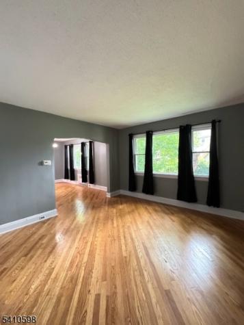 4 Zeliff Avenue Little Falls NJ 07424