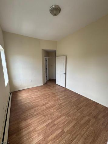 509 2ND Avenue Elizabeth NJ 07202
